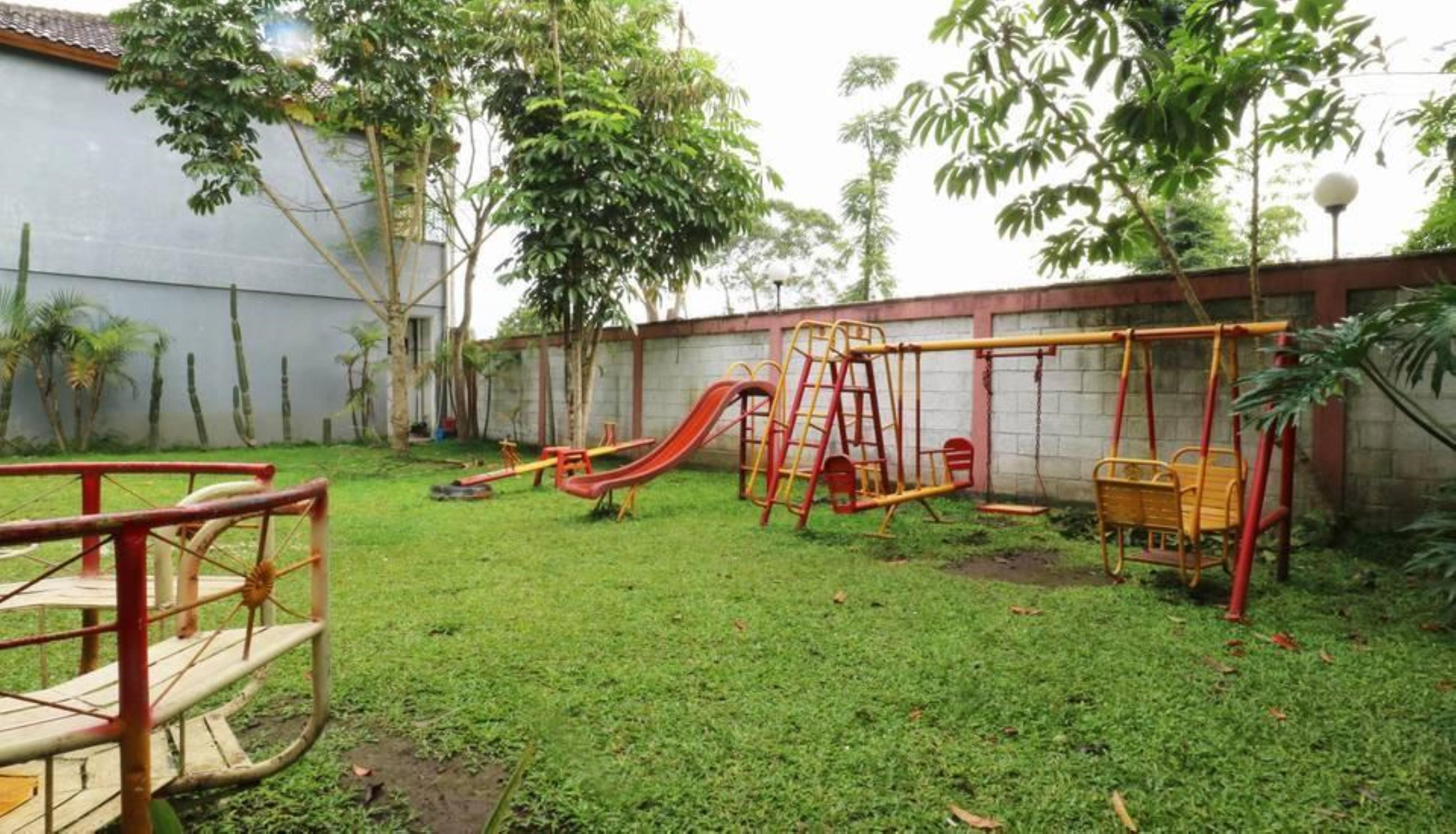 Narima Resort Hotel Lembang Exterior foto